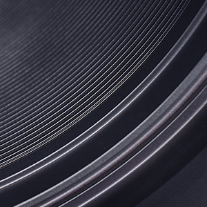 V-belt form with nonstick coating
