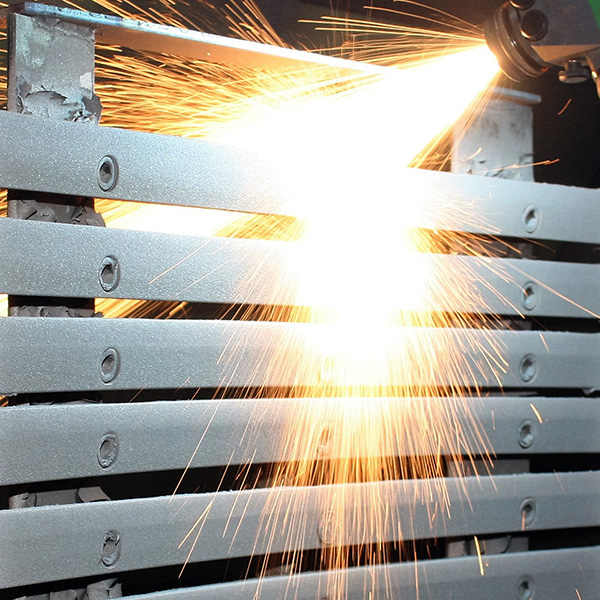 Thermal sprayed sealing rings for water turbines